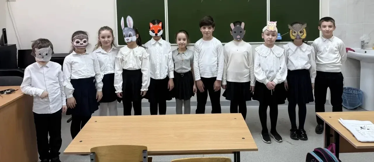 29.04.26г. в  МКОУ «Гимназия 29» прошел День библиотеки в школе. Сотрудники РДП им. Б. Пачева подгот