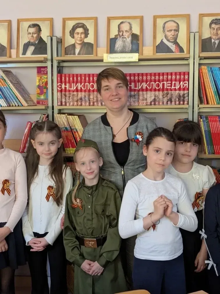 Уроки мужества в школьной библиотеке   🎗️В нашей школьной библиотеке произошло особенное событие, ко