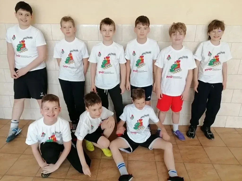 🥉Бронза на футбольном турнире «Кожаный мяч»!   Наши футболисты из ШСК «Юниор» приняли  участие в тур