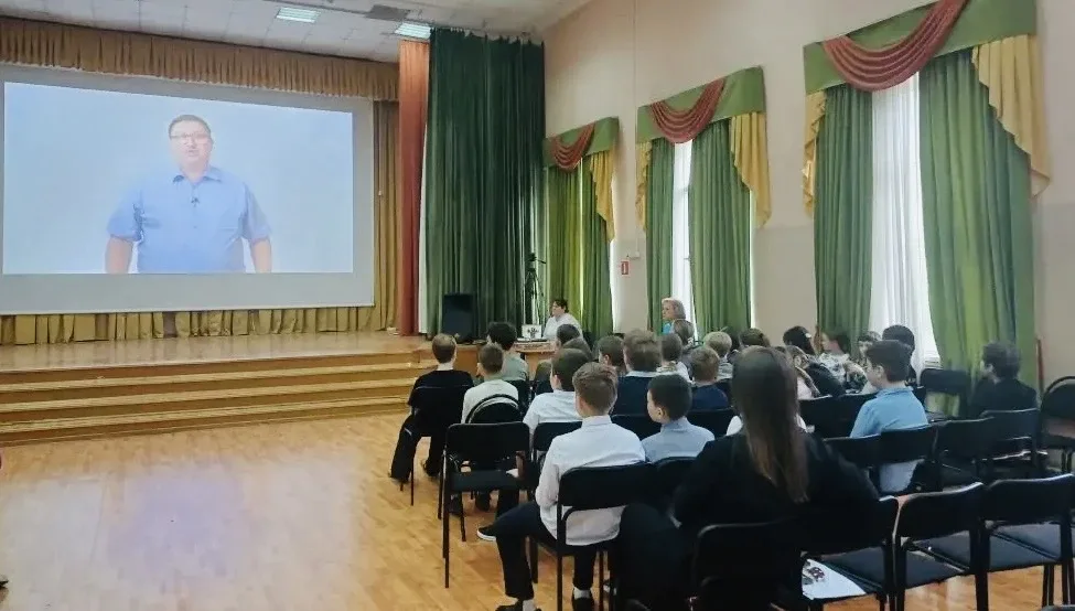 ❓А ты готов к жизни в умном городе?  Суббота выдалась особенной для учеников начальной школы — ребят