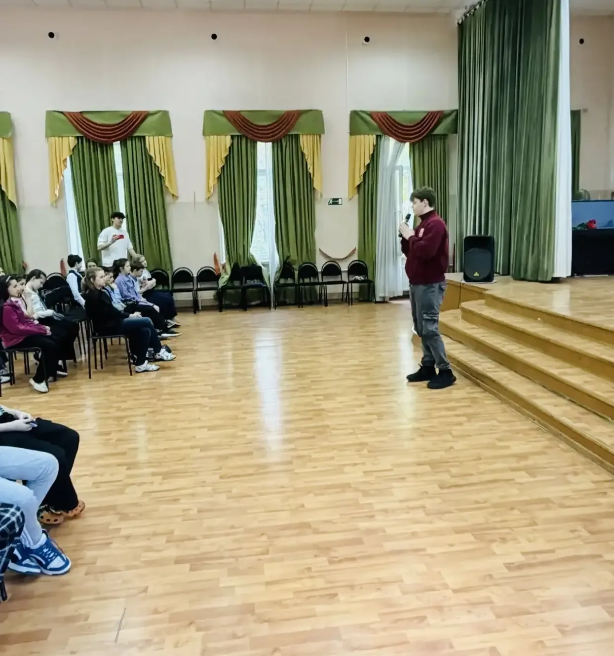 ❓А ты готов к жизни в умном городе?  Суббота выдалась особенной для учеников начальной школы — ребят