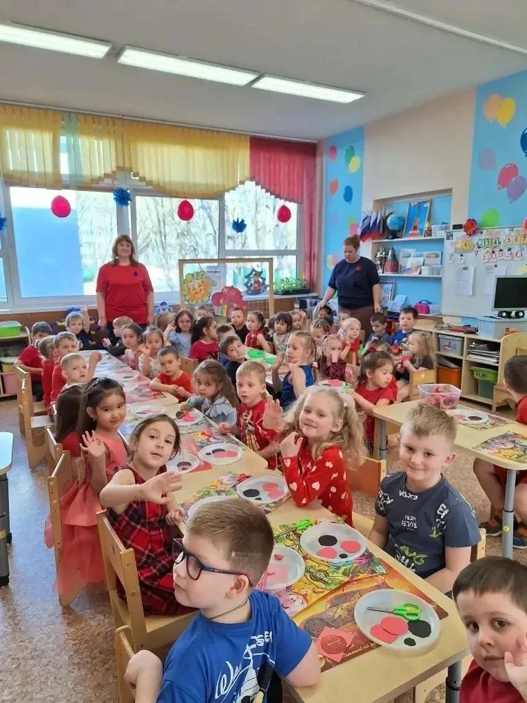 ЦВЕТНОЙ ДЕНЬ  🌸Проект "Цветной день" в дошкольном отделении  продолжается!                          