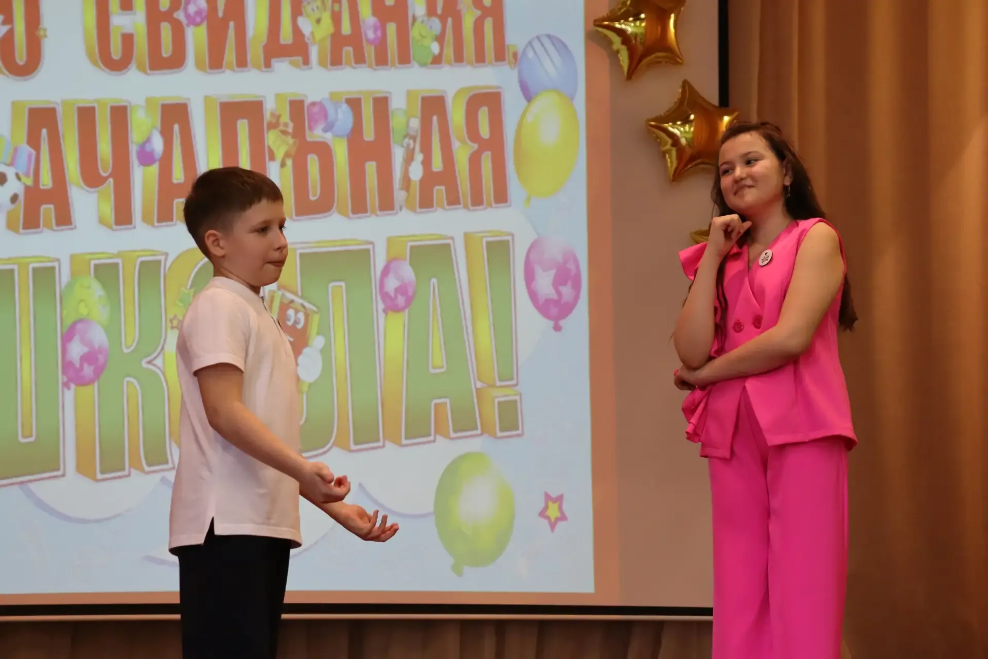 🎓 Май — время больших перемен!  🌿 Май — это время, когда завершается учебный год для школьников и на