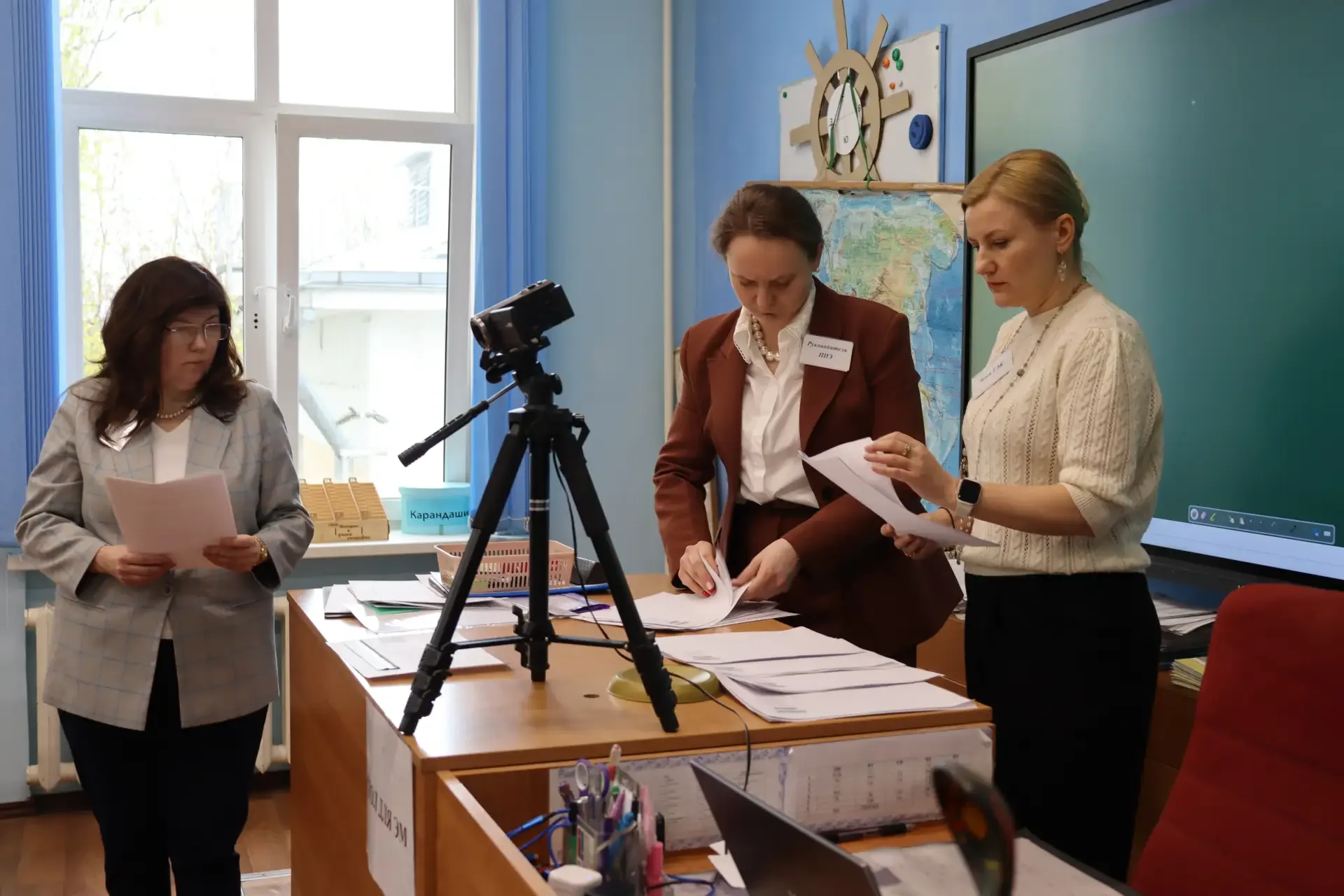🎓 А если бы ЕГЭ сдавали родители? Сегодня они действительно попробовали это на себе!  📍 Сегодня, 29 