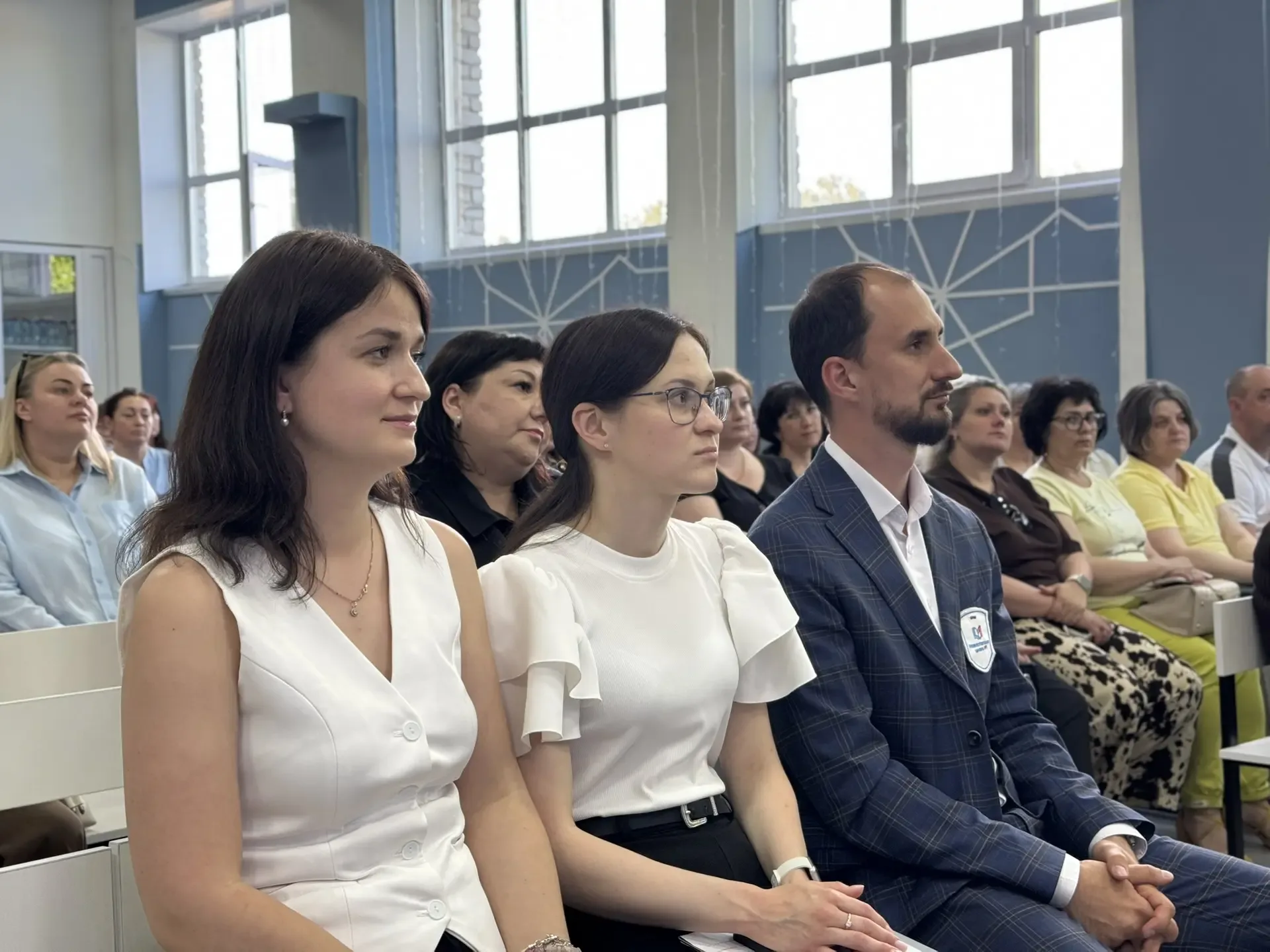 Итоговое общешкольное родительское собрание!   Вчера в нашей школе прошло завершающее общешкольное р
