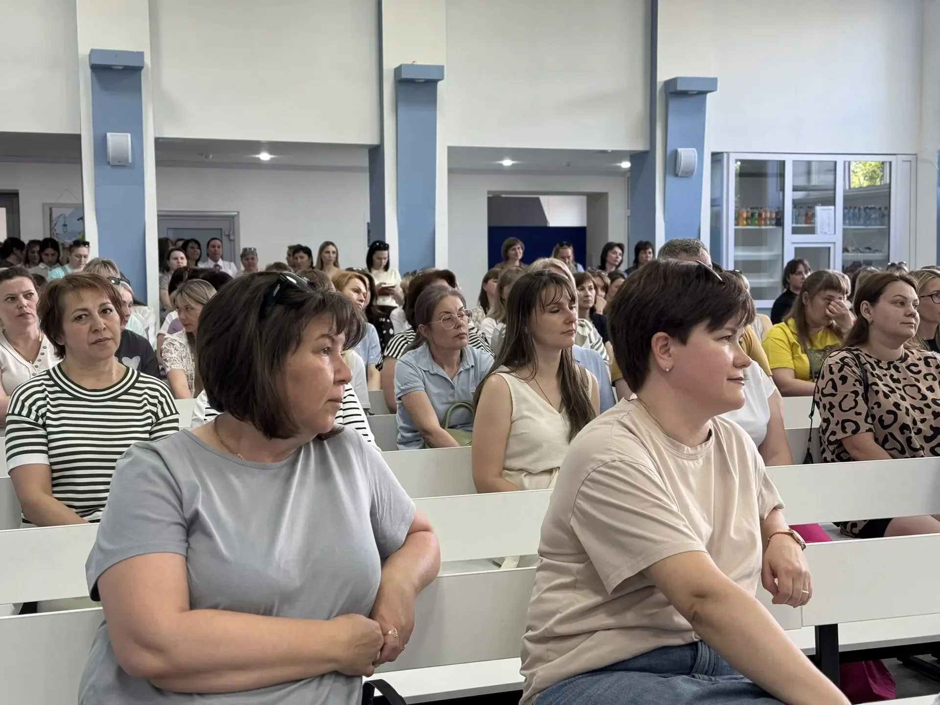 Итоговое общешкольное родительское собрание!   Вчера в нашей школе прошло завершающее общешкольное р
