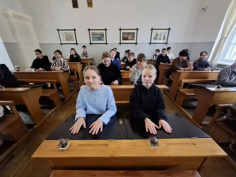 ⭐️ Две параллели, две судьбы великих людей одного города!   29 апреля учащиеся 6 «А» и 6 «В» классов