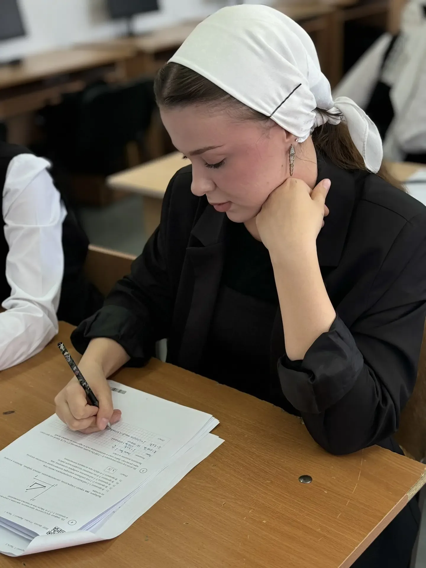 📰 ВПР в нашей школе: 10 класс!  30 апреля 2026 года ученики 10-х классов написали Всероссийскую пров
