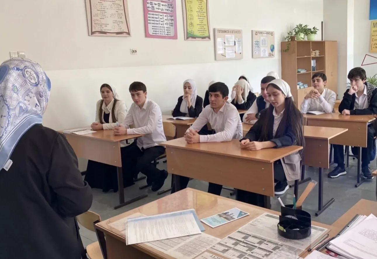 📅 4 апреля 2026 года  Преподаватель колледжа Цукаева М.Р. провела профориентационную встречу с учащи