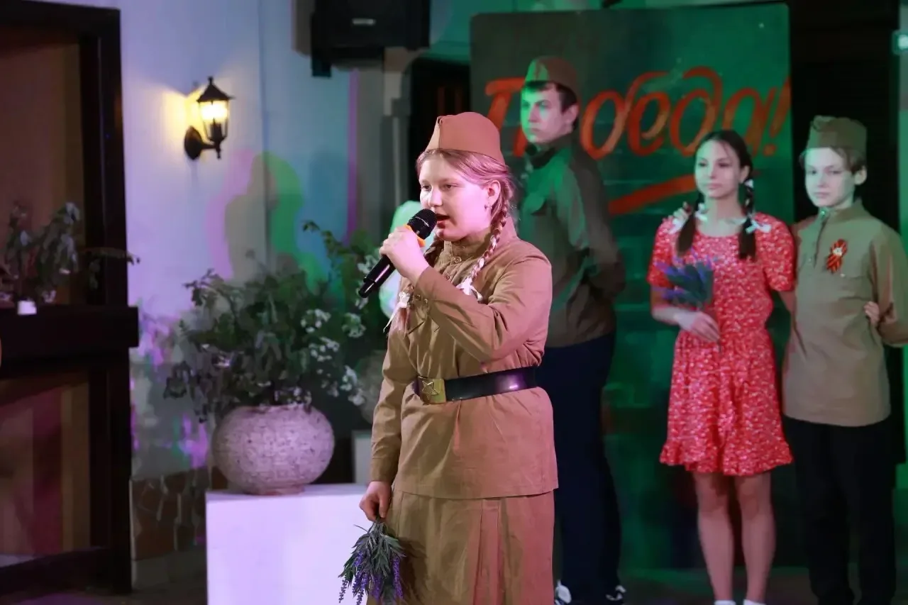 🕯️ «Вальс Победы» в основном корпусе: ярко, трогательно, от души  В основном корпусе прошёл «Вальс П