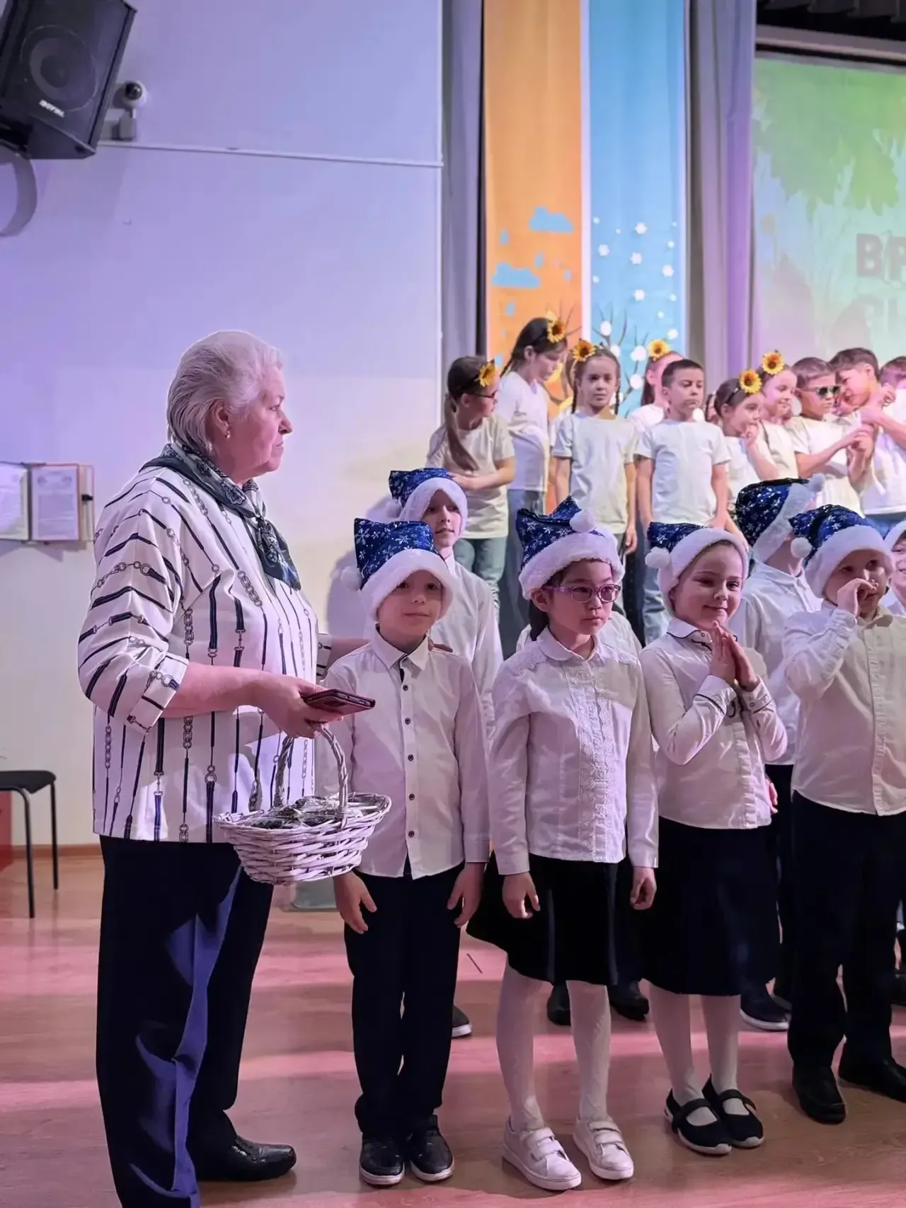 🎶 Музыкальный фестиваль «Времена года» в начальной школе  В конце апреля  в начальной школе состоялс