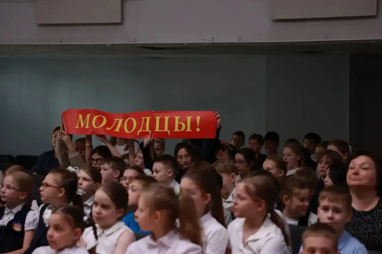 🏆 Наши юные исследователи — гордость начальной школы!  В начальной школе завершились защиты детских 