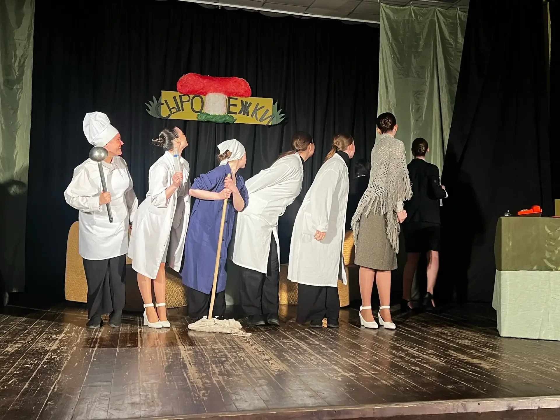 ДЕНЬ ОТДЫХА🎭  В театральной студии «Шум за сценой» состоялся спектакль «День отдыха» по одноименной 