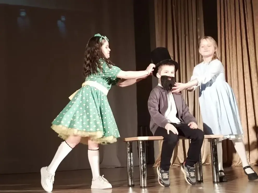 Премьера в нашей школе! 🎭   Ученики 3 «А» класса представили свой долгожданный спектакль «Буратино»!
