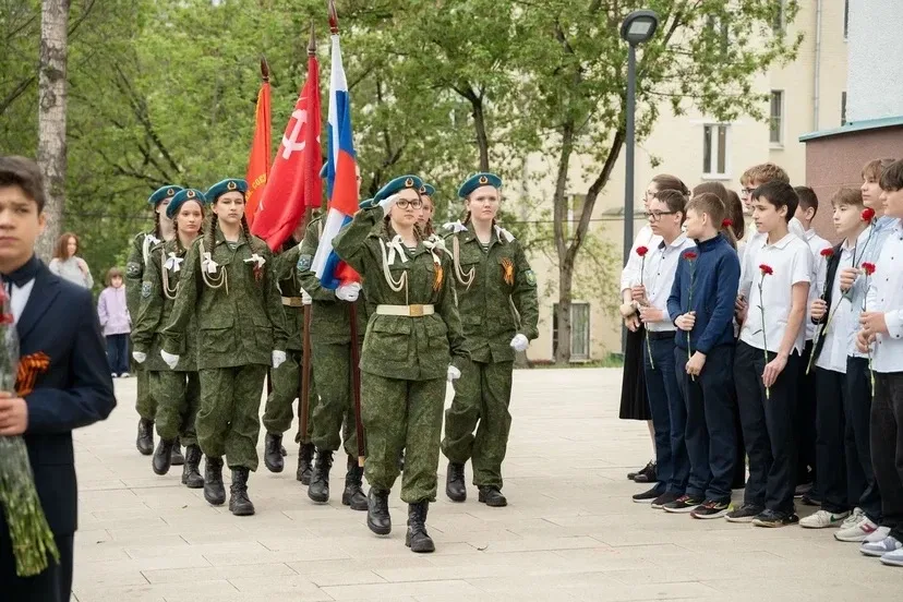 81-ая годовщина Великой Победы🇷🇺   8 мая в нашей школе состоялась торжественное мероприятие, посвящё