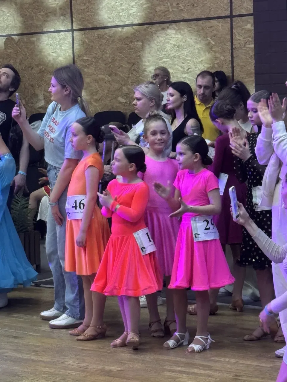Новости с танцпола 💃🏼 🕺🏼   По итогам танцевального сезона на аттестацию по артистическому танцу вышл