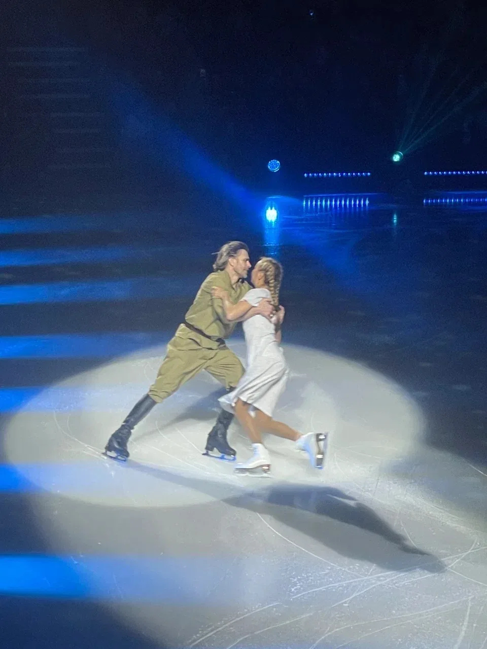 Ледовое шоу «Дневник памяти» ⛸️   Недавно ученики 2 «К» класса вместе с классным руководителем Манух