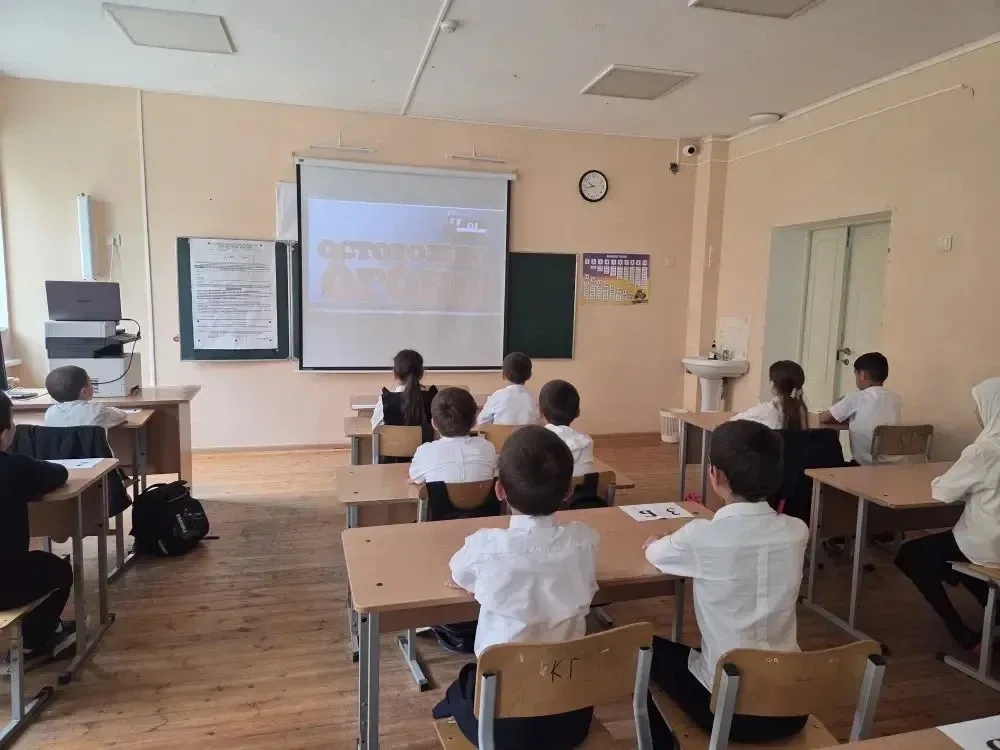 В нашей школе прошли классные часы для 1-11 классов по теме "Пожарная безопасность". 🚒🔥 🔷В целях без