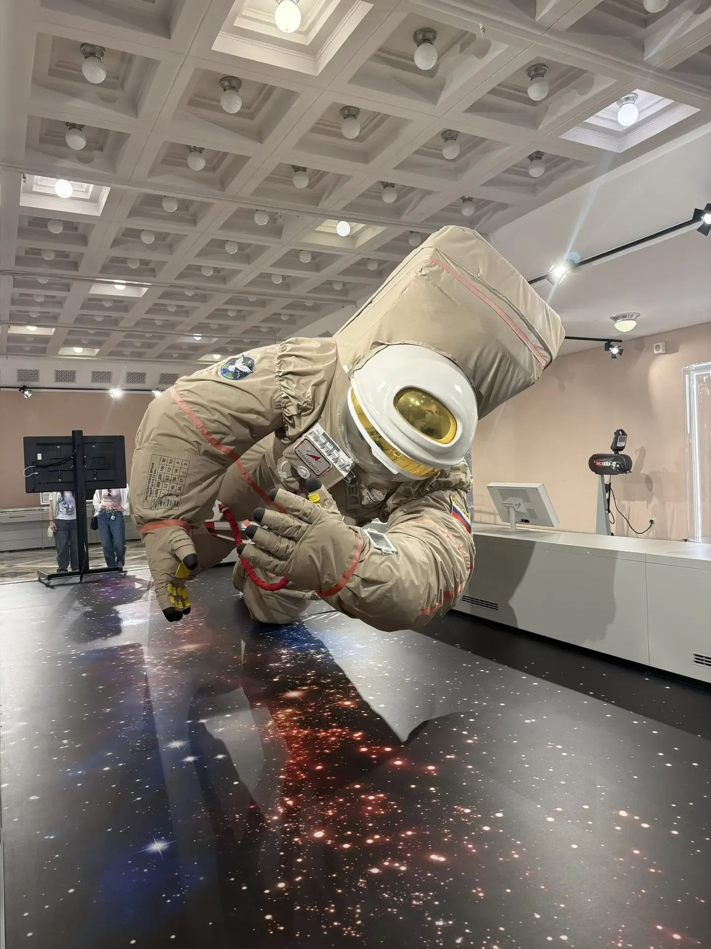 10 «Т» класс завершил учебный год в одном из самых больших космических 🚀 музейных пространств в Росс