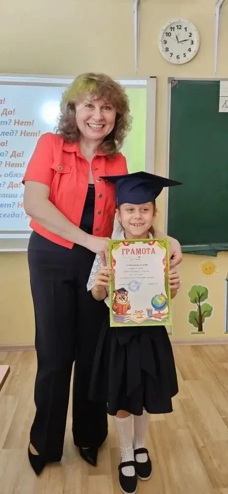 Сегодня в 1А классе прошёл замечательный классный час по подведению итогов нашего первого года учебы