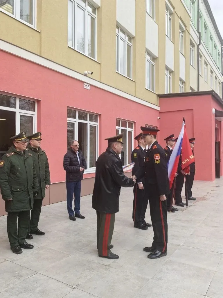 Кадеты школы современного образования отметили День Победы спортом и памятью. 24 апреля в МБОУ "Школ