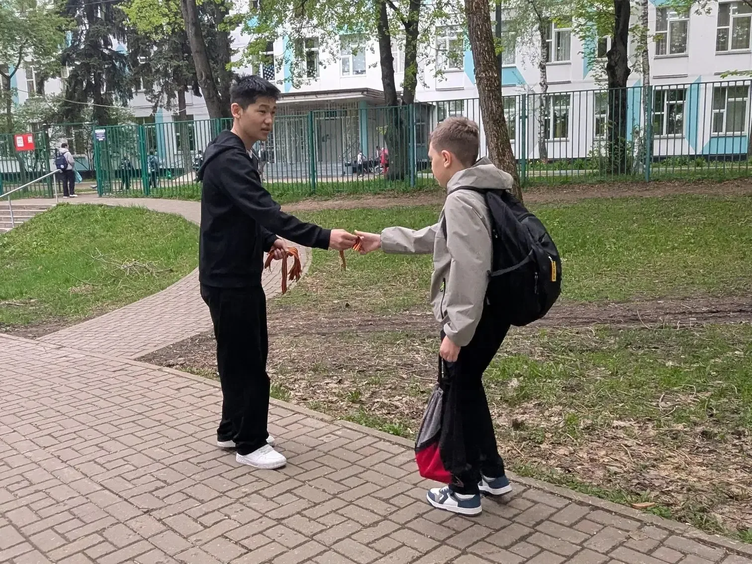 📝«Георгиевская лента – и порох, и огонь, И горечь слёз, и радость Дня Победы. Не просто гордый симво