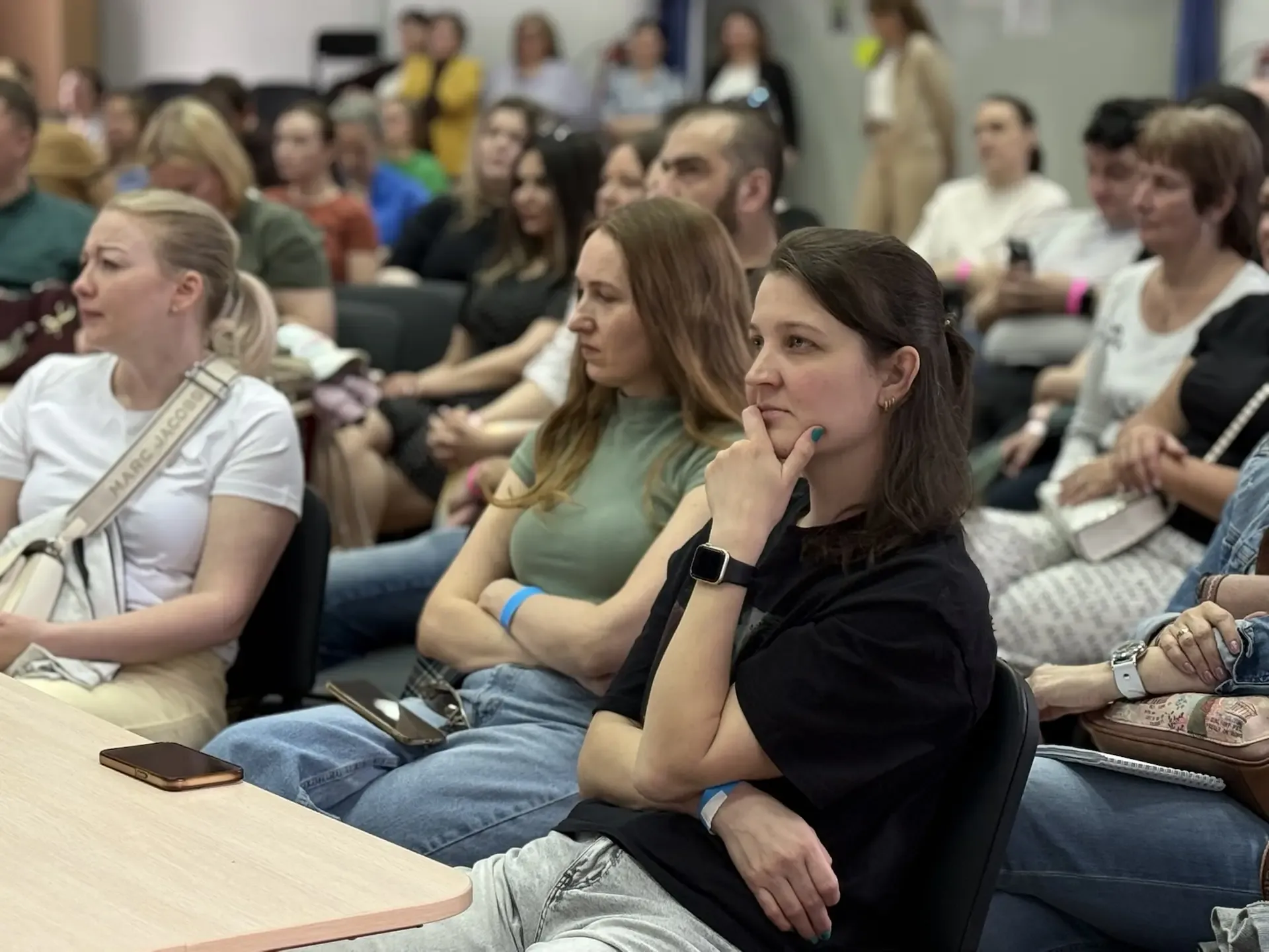В субботу, 16 мая, в школе №1095 прошёл необычный День открытых дверей 🎉  Мы решили: хватит скучных 