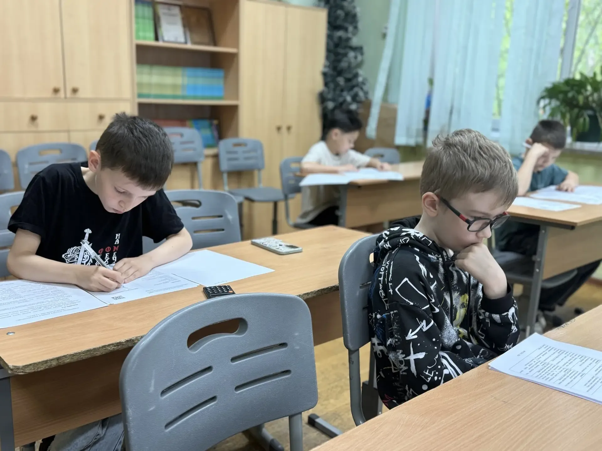 Не просто решали, а исследовали! 🔎  Основной этап олимпиады «Готов к жизни в умном городе» прошёл 16