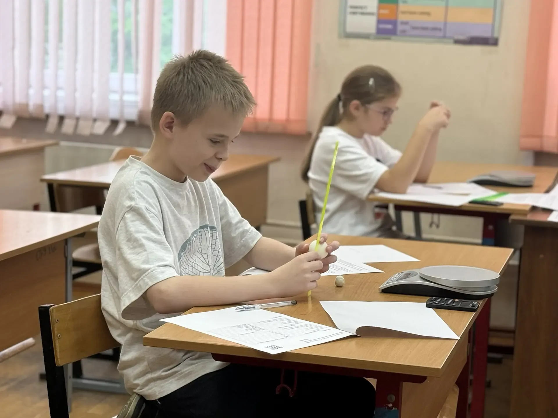 Не просто решали, а исследовали! 🔎  Основной этап олимпиады «Готов к жизни в умном городе» прошёл 16