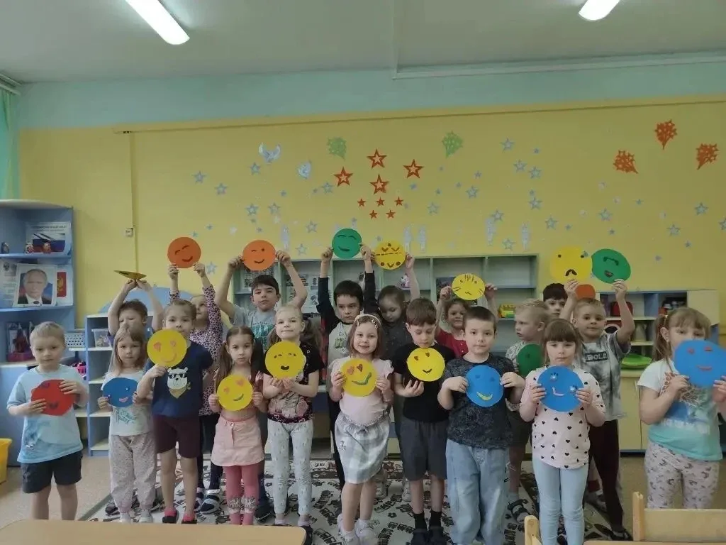 👶🏼Малыши на связи!  Ребята совершили увлекательное путешествие в мир чувств: учились распознавать ра