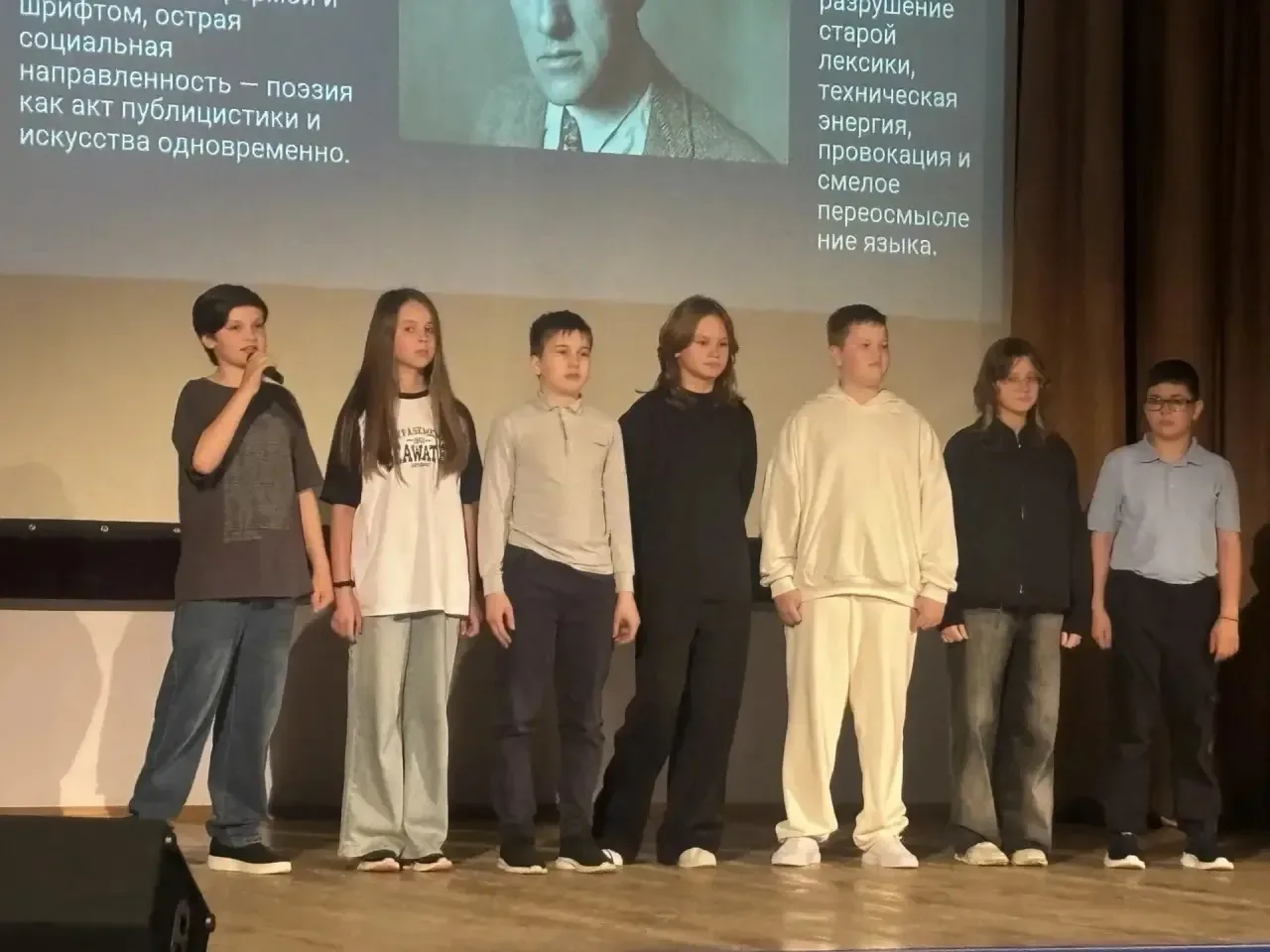 💫Погрузились в эпоху Серебряного века  🎶В нашей школе состоялось творческое мероприятие «Музыка и по
