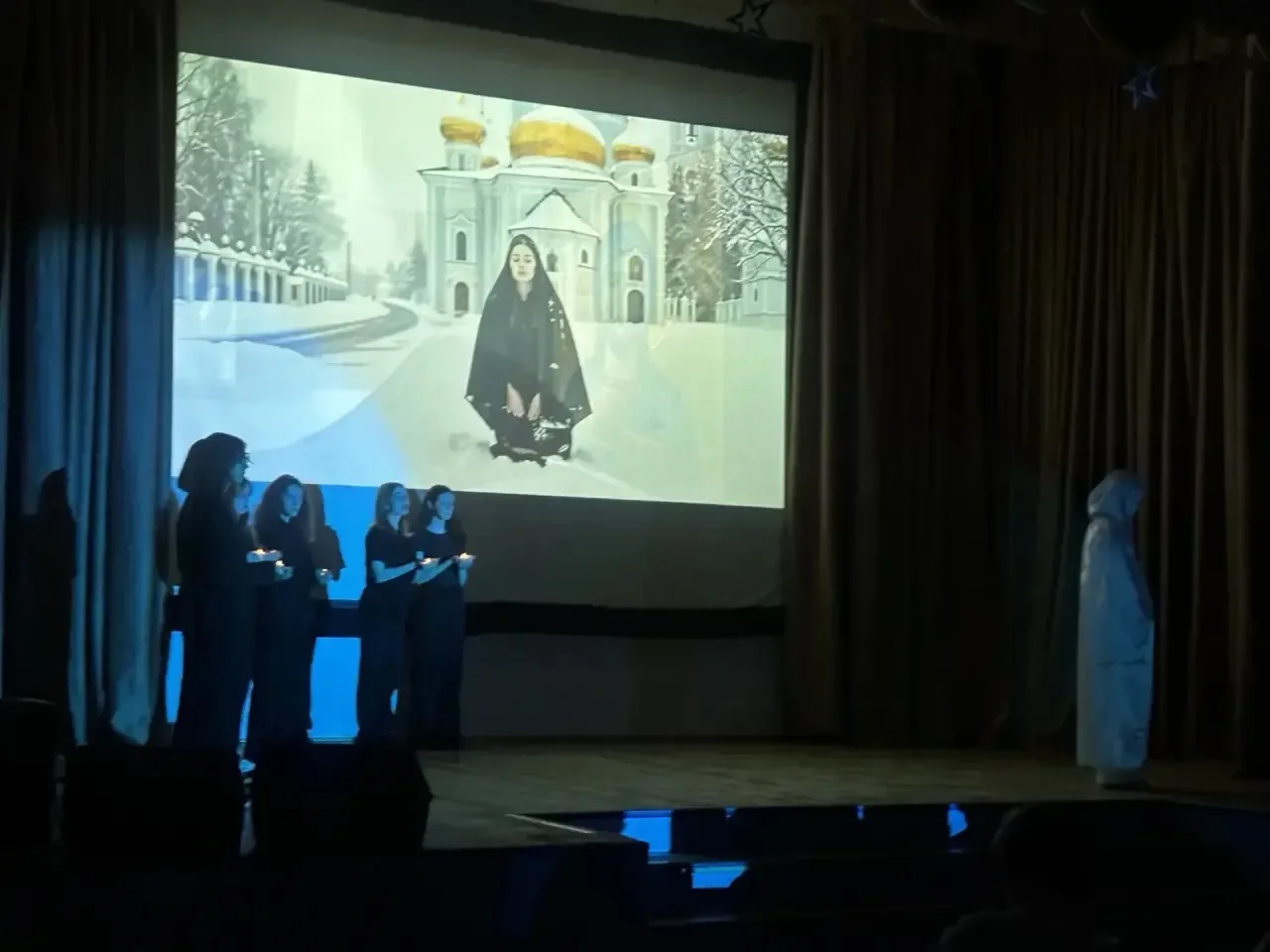 💫Погрузились в эпоху Серебряного века  🎶В нашей школе состоялось творческое мероприятие «Музыка и по