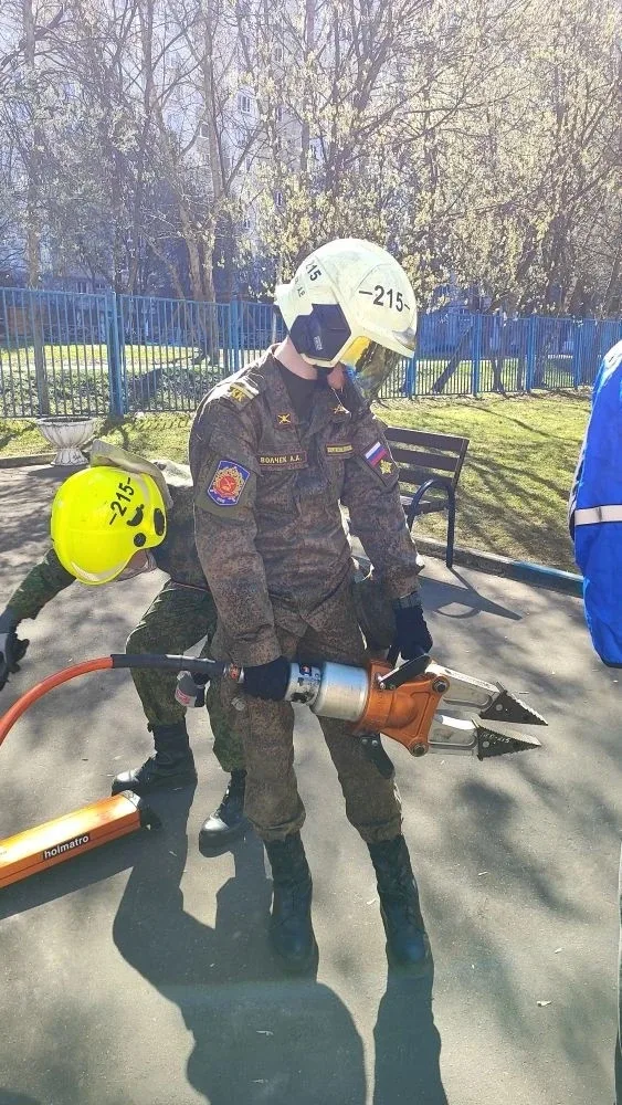 🚨 «Бродяги» прошли «Школу безопасности»: нулевая видимость — не помеха!  Команда турклуба «Бродяги» 