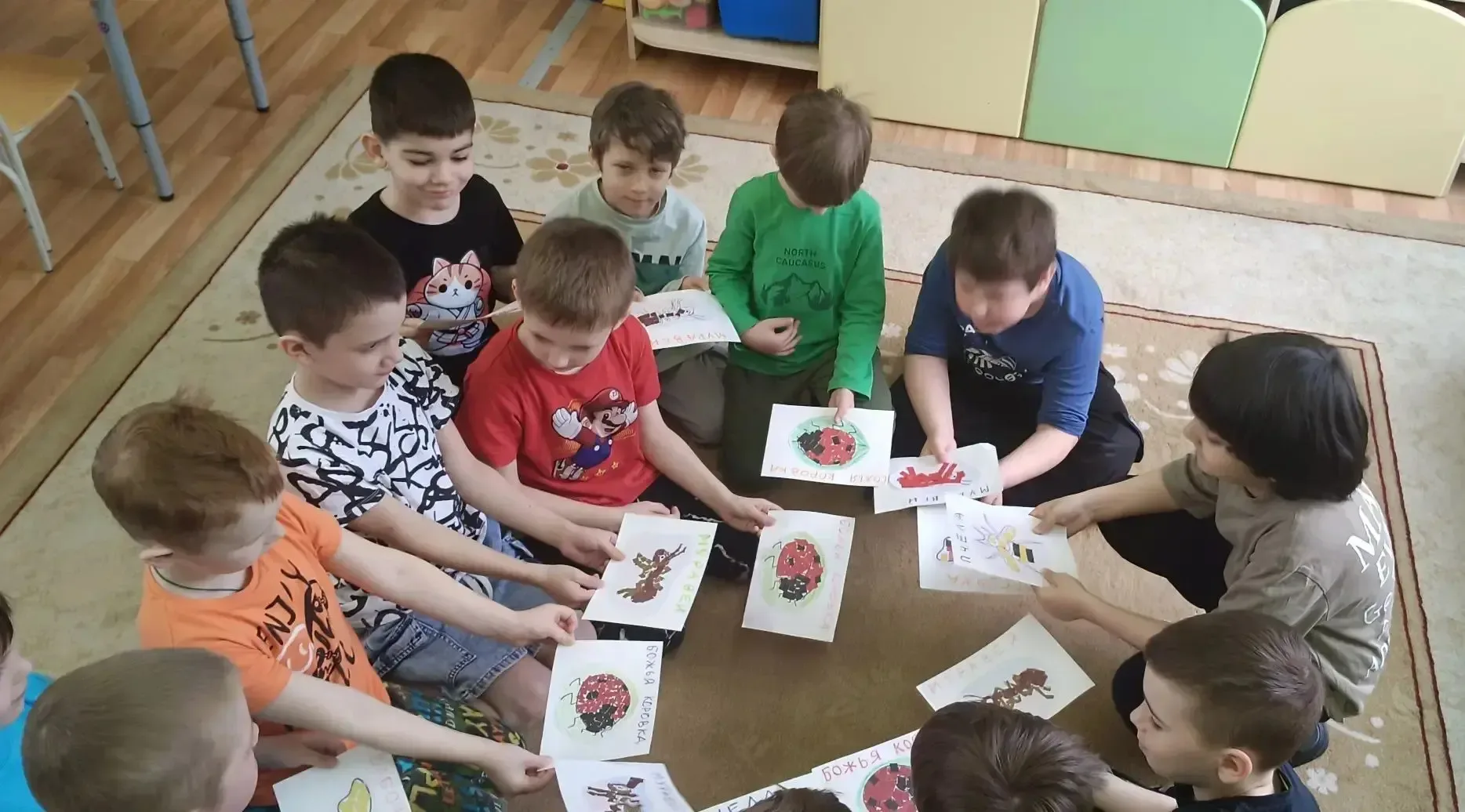 🐞 Всё, что ползёт, летит и жужжит: неделя насекомых в детском саду!  Ребята изучали насекомых, их по