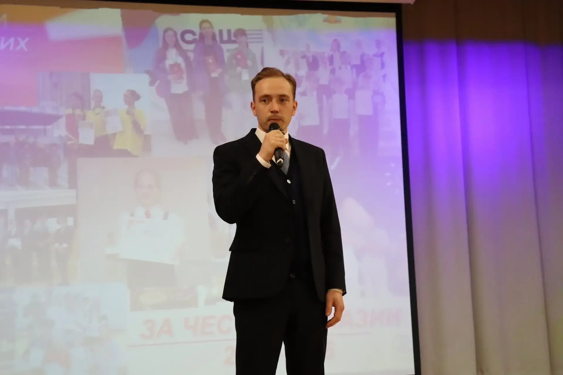 ✨СЛЁТ «ЗА ЧЕСТЬ ГИМНАЗИИ»: ЧЕСТВУЕМ ЛУЧШИХ ✨  19 мая в нашей гимназии прошёл традиционный слёт «За ч
