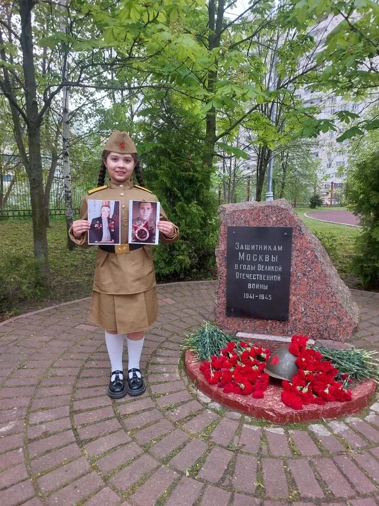 Дань памяти героям 🕊️  В преддверии Дня Великой Победы в нашей школе прошли мероприятия, посвящённые