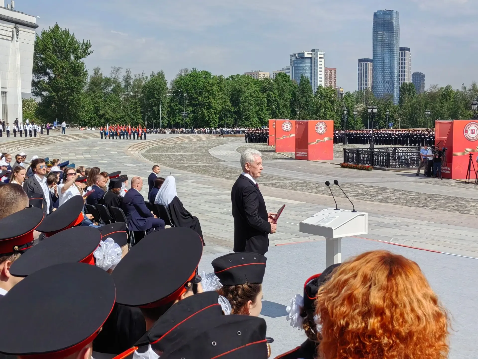 НЕ ПРЕРВЕТСЯ СВЯЗЬ ПОКОЛЕНИЙ  🏅 Наши ученики приняли участие в традиционном Параде кадет «Не прервет