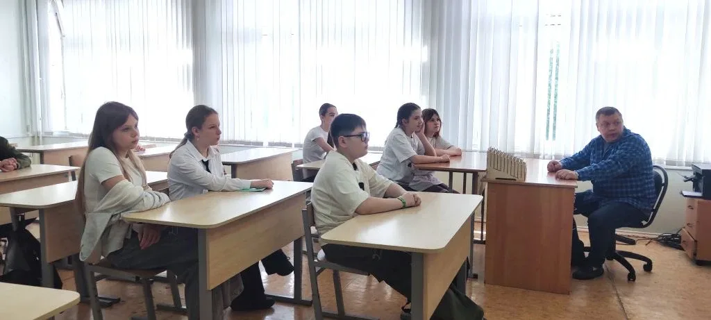 РАЗГОВОРЫ О ВАЖНОМ  ✨ Сегодня темой «Разговоров о важном» стали ценности, которые нас объединяют. Уч