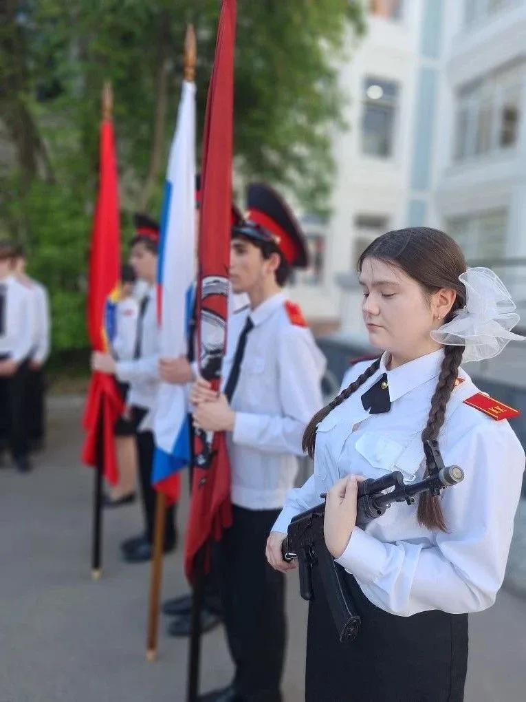 ЛИНЕЙКА КАДЕТ  🏅На торжественной линейке, посвященной подведению итогов учебного года, кадеты школы 