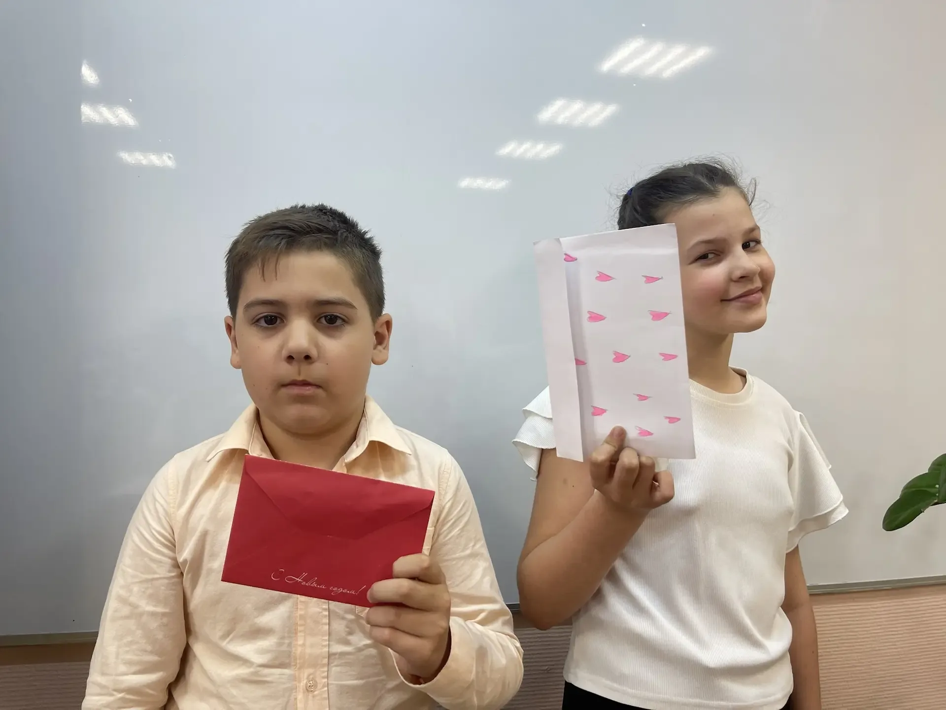 Вести с урока✉️  На уроке русского языка ученики 3 «А» класса (учитель Байбулатова О.В.)  получили т