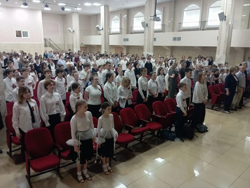 🎖️ «Салют Победе»  В преддверии великого праздника — Дня Победы — в нашей гимназии состоялось памятн