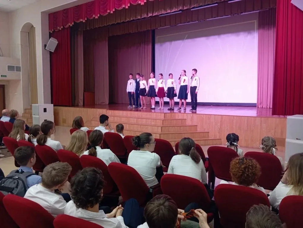 🎖️ «Салют Победе»  В преддверии великого праздника — Дня Победы — в нашей гимназии состоялось памятн