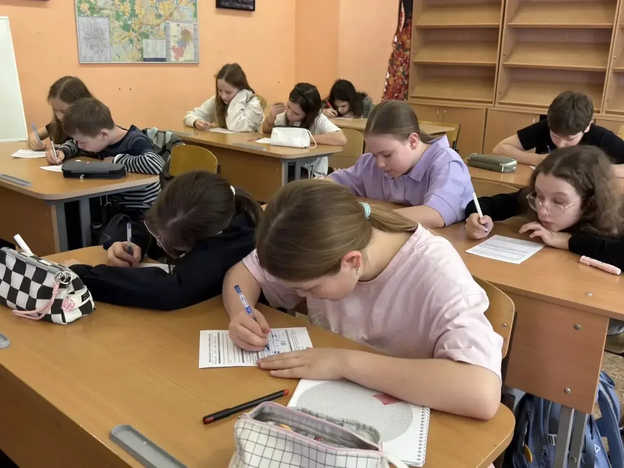 🚦Здравствуй, лето: безопасность — превыше всего.  В 5 Э классе прошла профилактическая акция «Здравс
