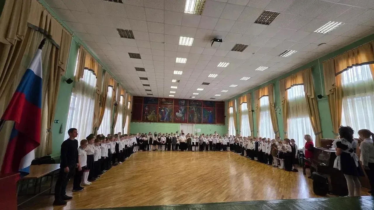 🌺 Живая память Победы: трогательная встреча учеников 2-х классов В преддверии Дня Победы параллель 2