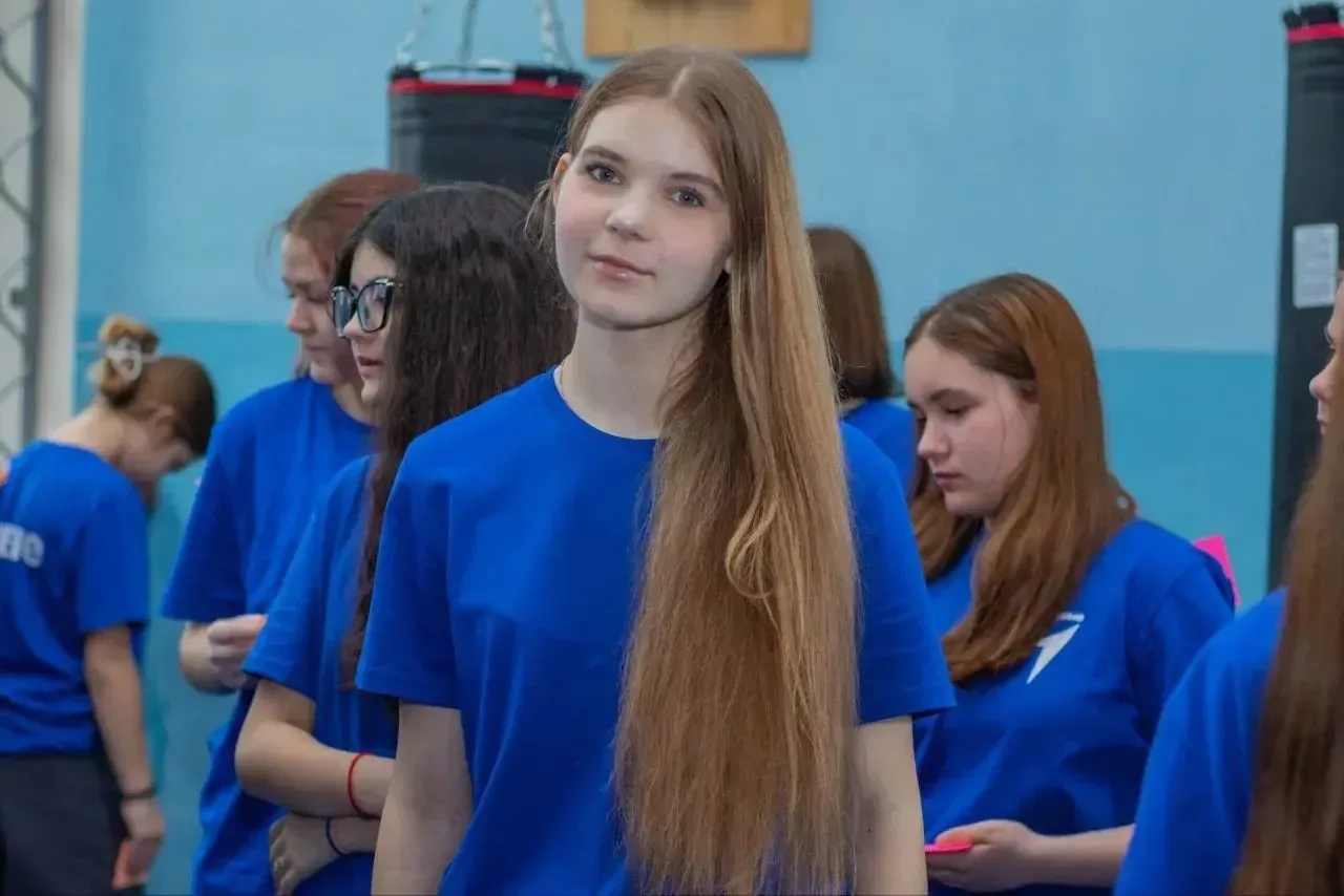 1️⃣ Наша звезда Первых — Ярослава!   🎉Активистка нашего первичного отделения, ученица 7В класса Ярос