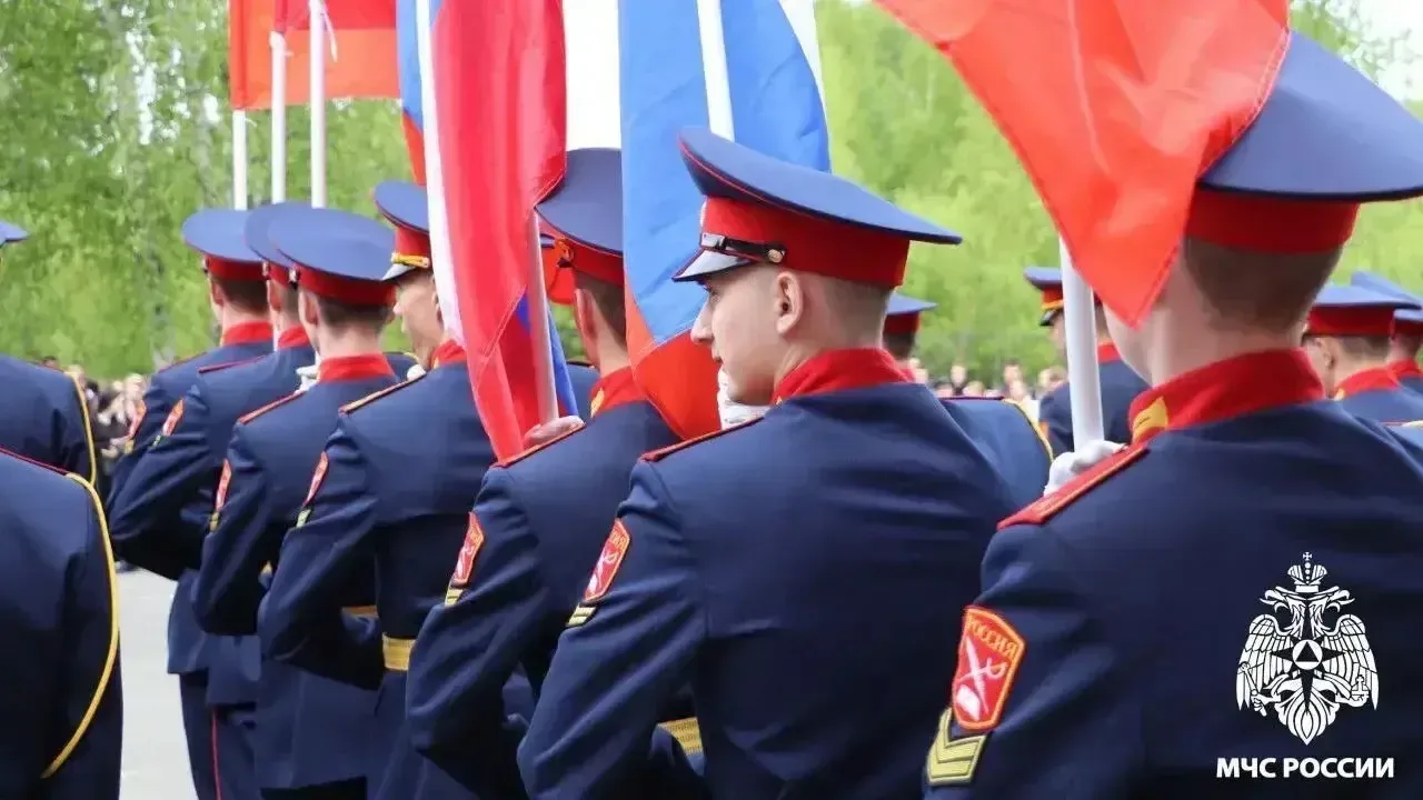 СТАНЬ ЗАЩИТНИКОМ КУЗБАССА 🔥  Шаг в профессию мечты! Приглашаем школьников и родителей на День открыт