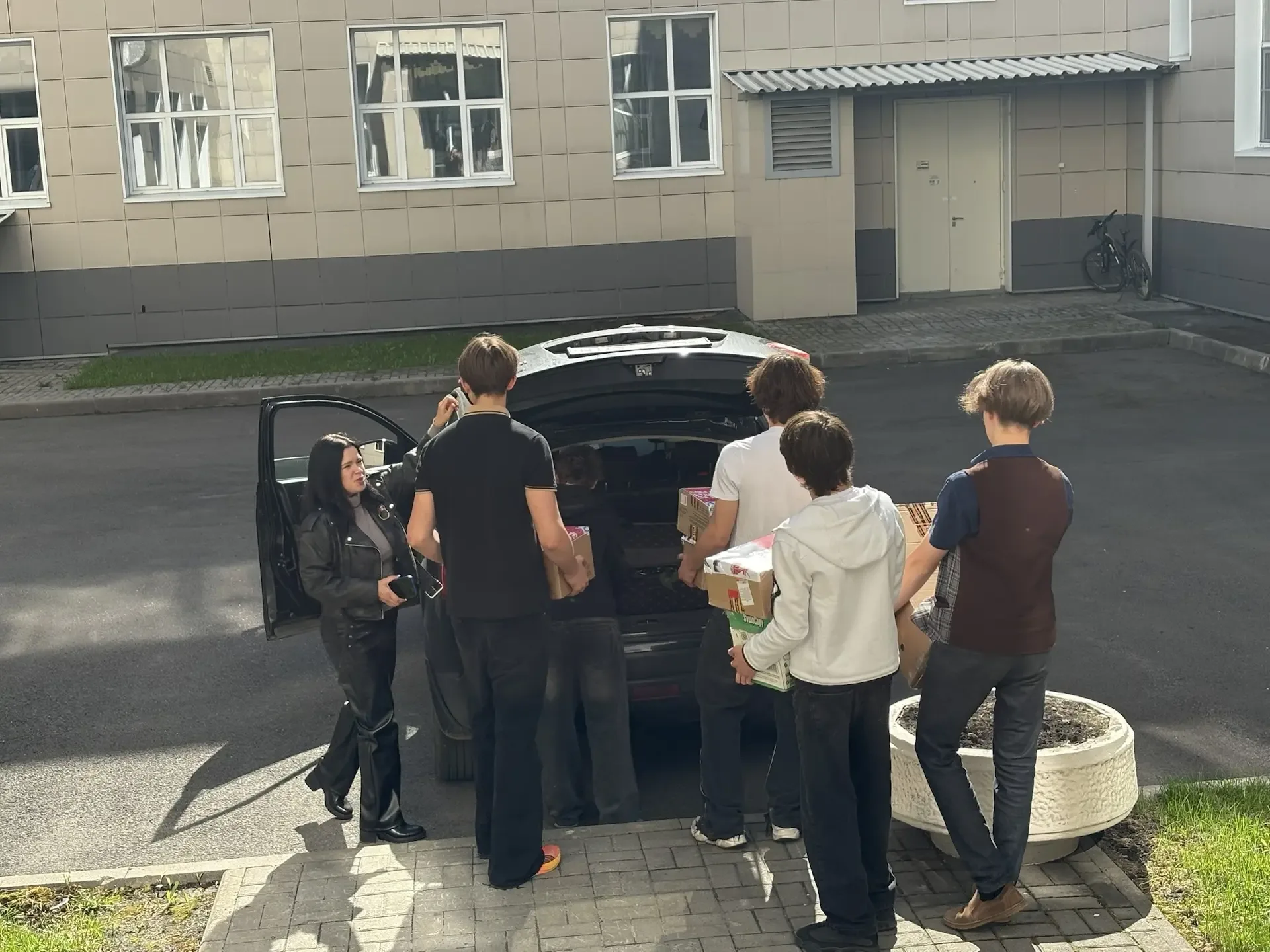❤️ Акция «Своих не бросаем»   🤝Сегодня мы отправили очередную партию гуманитарной помощи для военнос