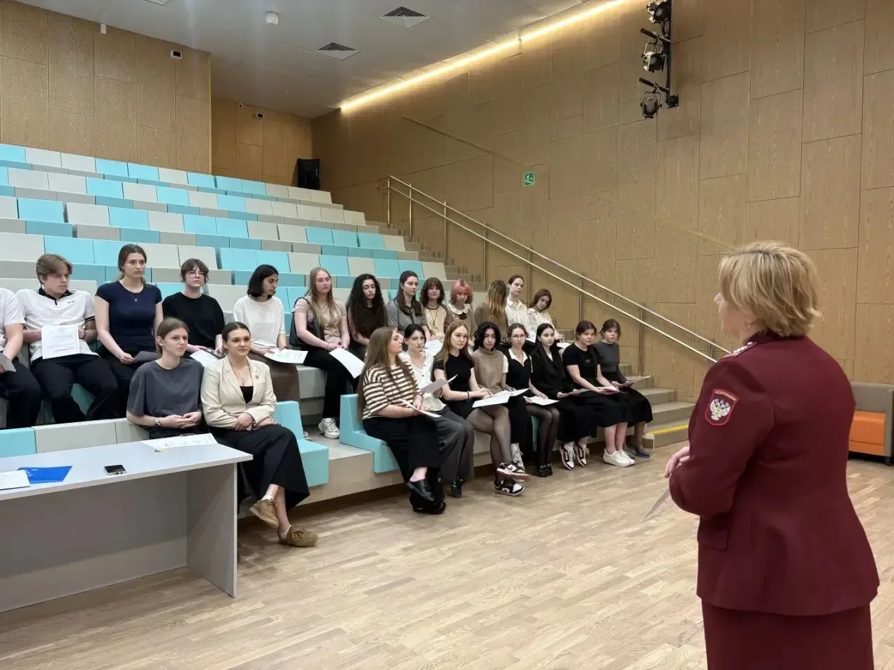 🧪 Окончание курса «Основы медико-профилактических знаний»  🧬 Ученики 11 медицинского класса получили