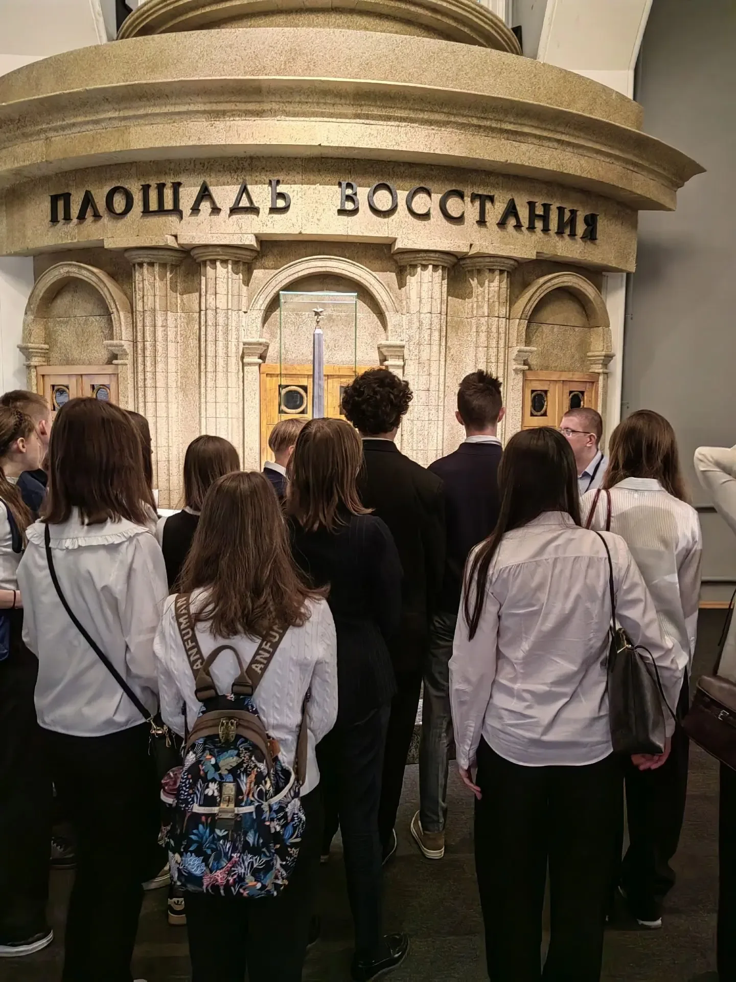 7 мая лицеисты 9а класса посетили музей обороны Ленинграда. Ребята узнали о том, как жили люди в бло