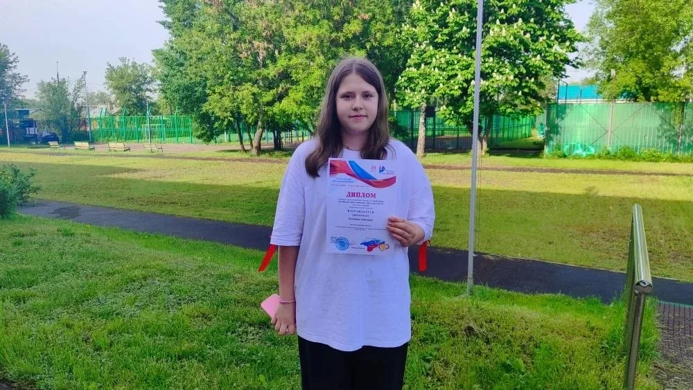 Доброе утро, страна! 🇷🇺  Сегодня понедельник, 18 мая, а это значит — новая учебная неделя уже начала